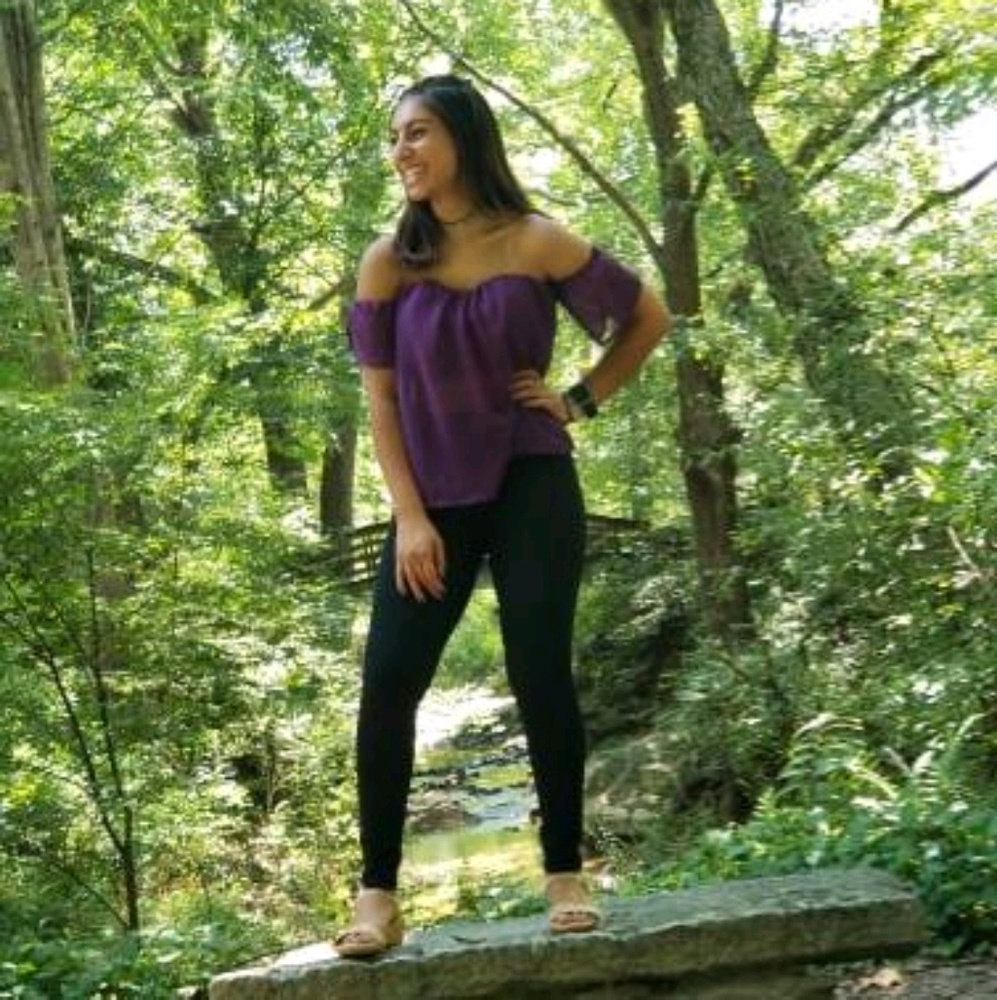 Meet your Posher, Jasmine